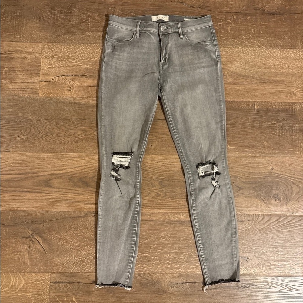 PacSun gray Super Stretch skinny distressed Jeans, 26
